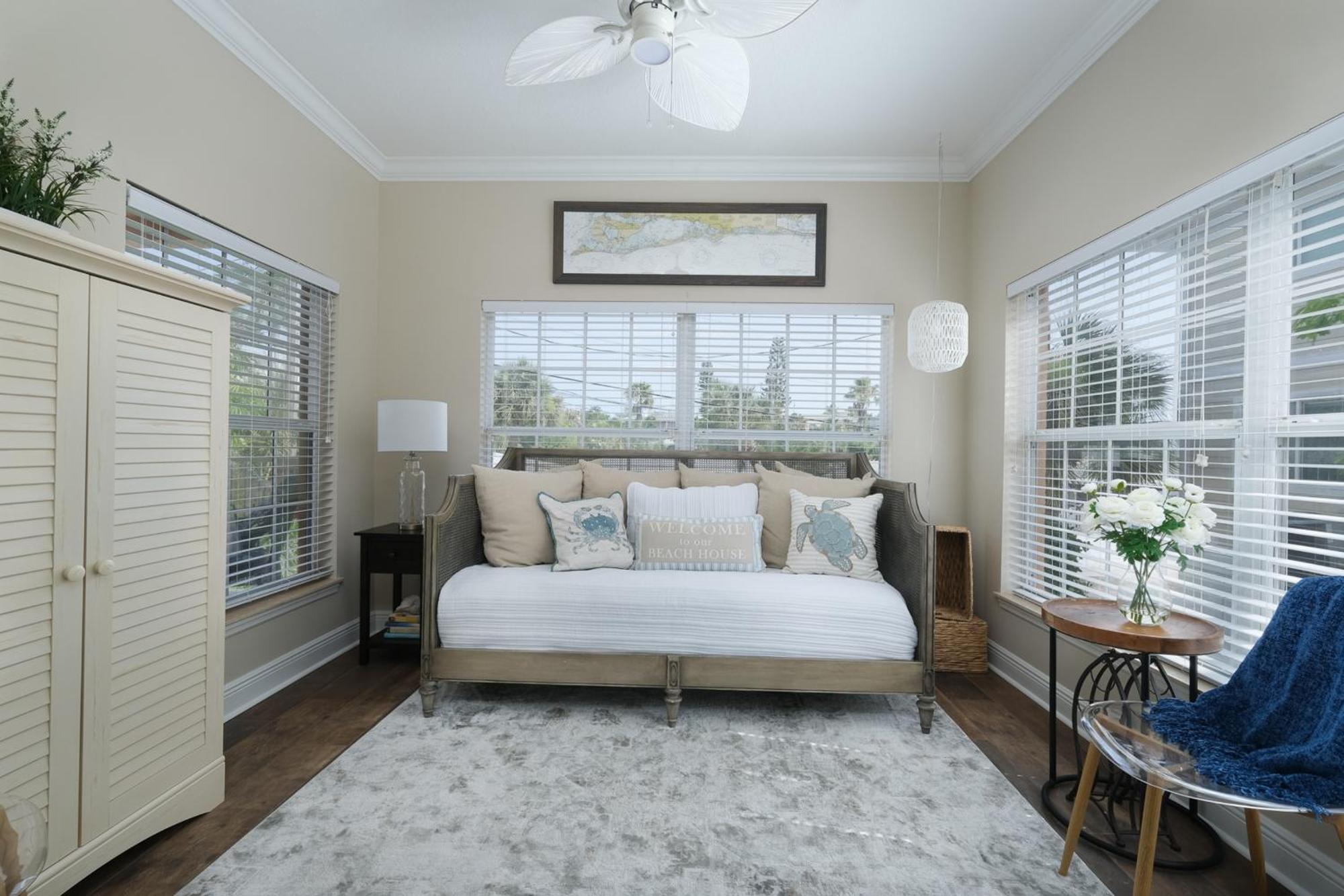 Hibiscus Hideaway Condo Walk To Historic Bridge St Bradenton Beach Dış mekan fotoğraf